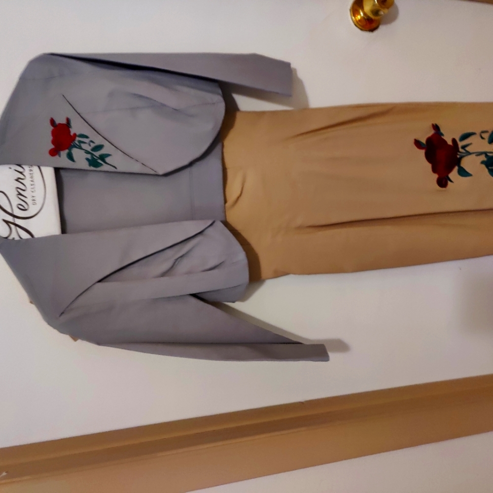 Women's dress